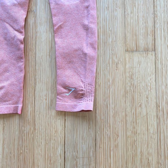 Women’s Gymshark Ombre Peach/Pink Seamless Leggings, Size M - Picture 10 of 10